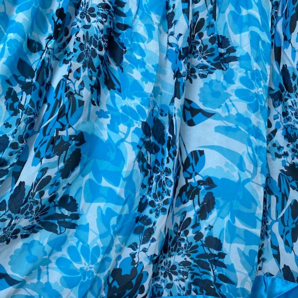 Valerie Stevens Blue Floral Silk Skirt Petite - Picture 2 of 5